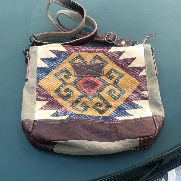 Myra Bag Aztec Sun Tote - Picture 2 of 9